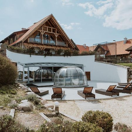 Osada Gleboczek. Vine Resort&Spa Wielki Głęboczek Екстериор снимка
