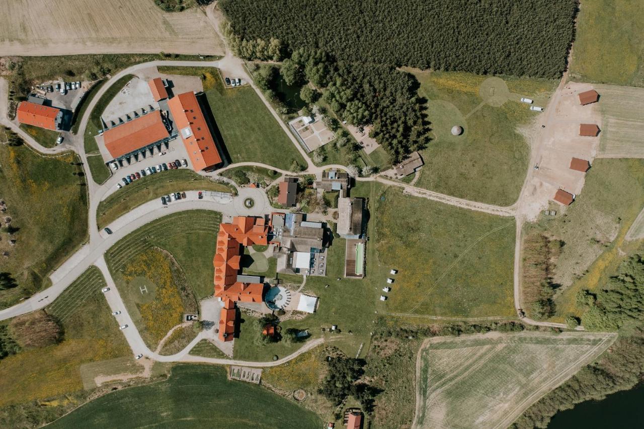 Osada Gleboczek. Vine Resort&Spa Wielki Głęboczek Екстериор снимка