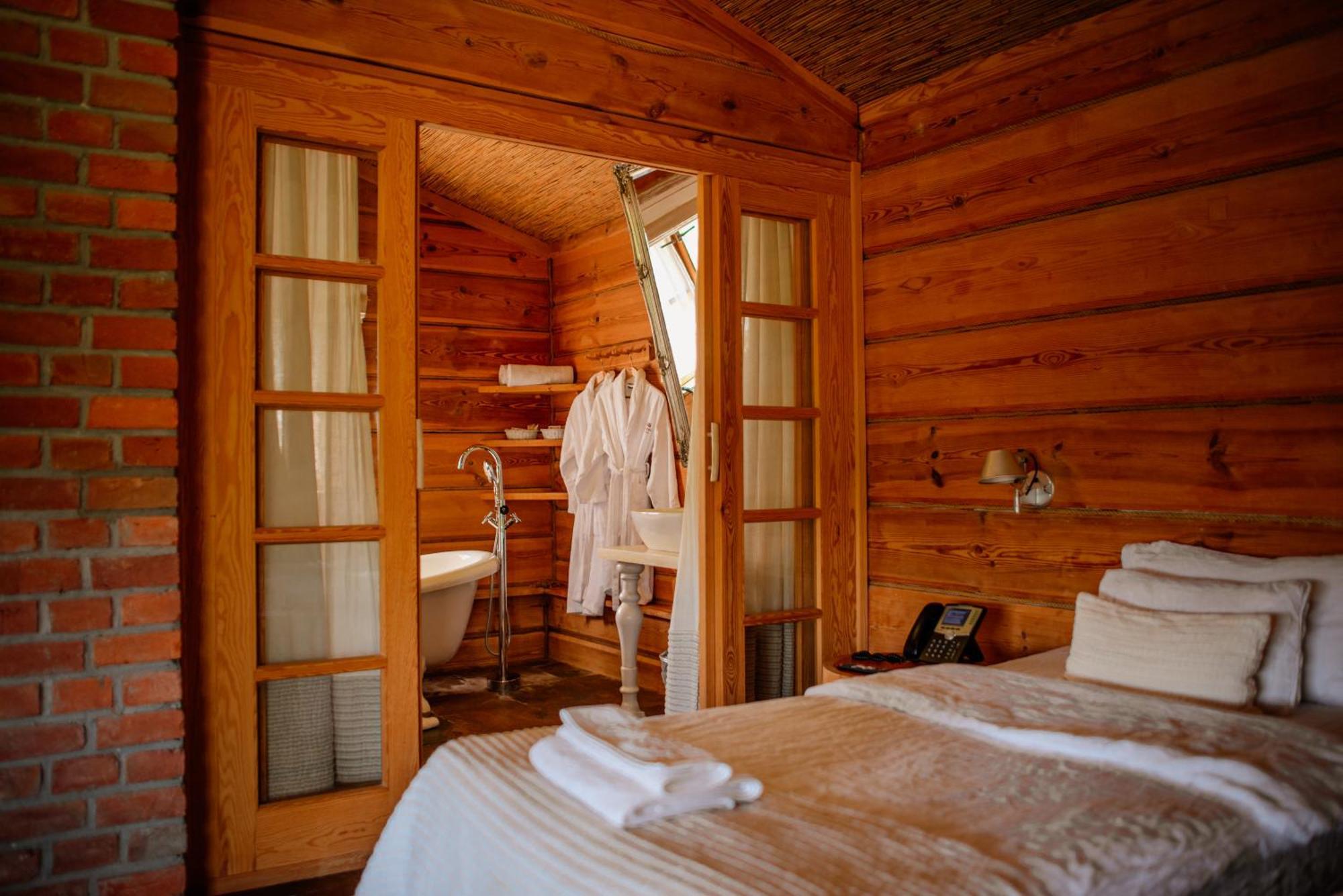 Osada Gleboczek. Vine Resort&Spa Wielki Głęboczek Екстериор снимка