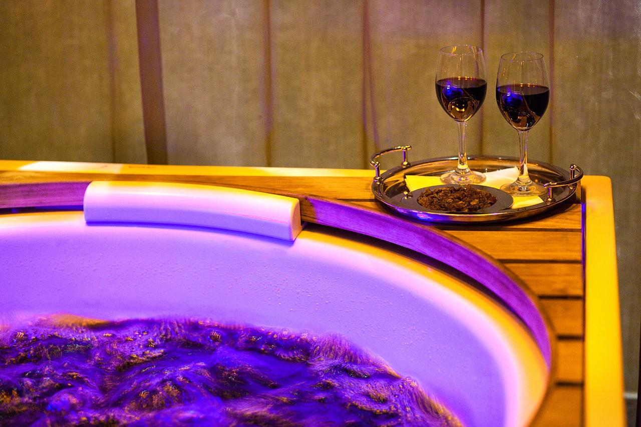 Osada Gleboczek. Vine Resort&Spa Wielki Głęboczek Екстериор снимка